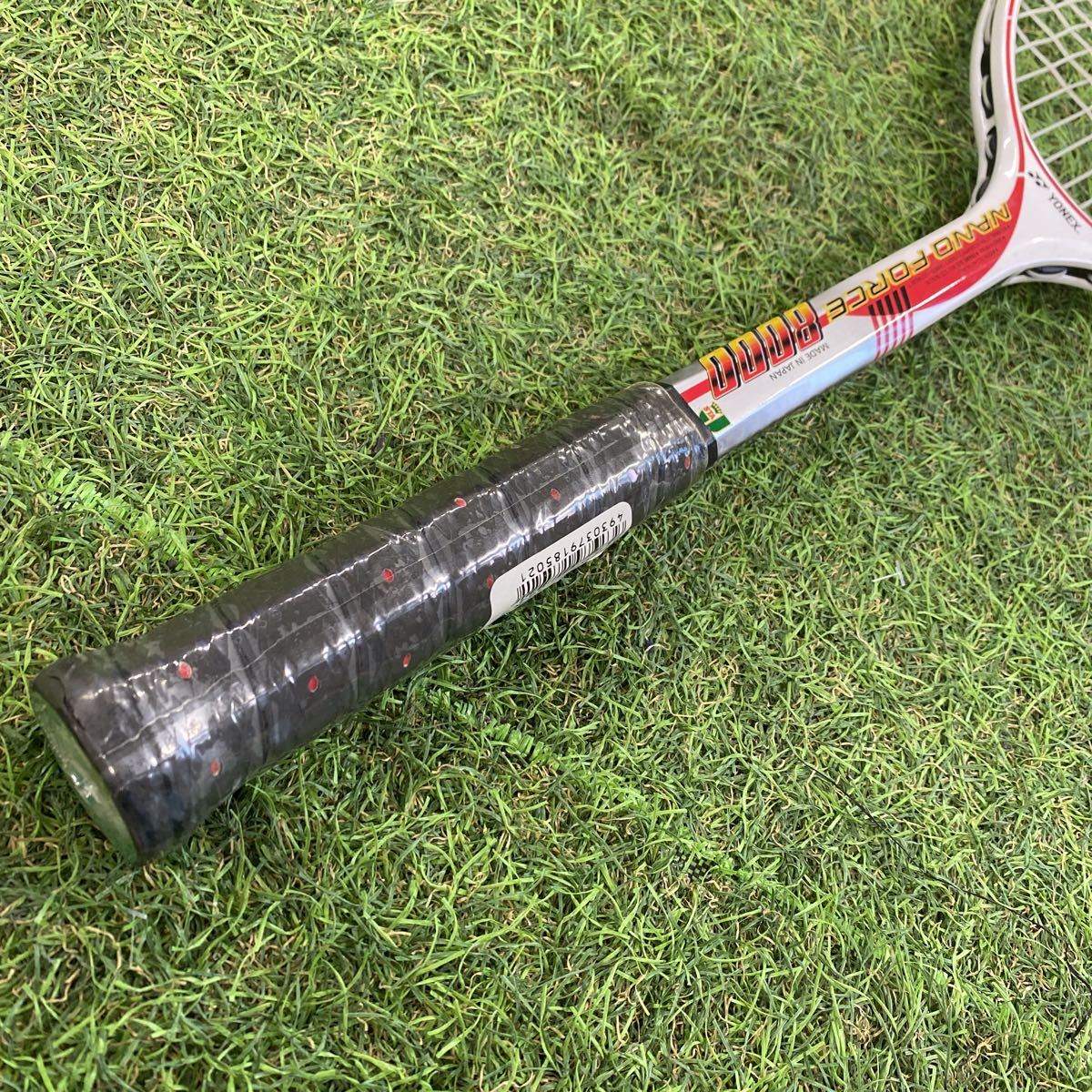 YY045-T01 YONEX ヨネックス NANO FORCE 8000 ナノフォース8000 NF8000