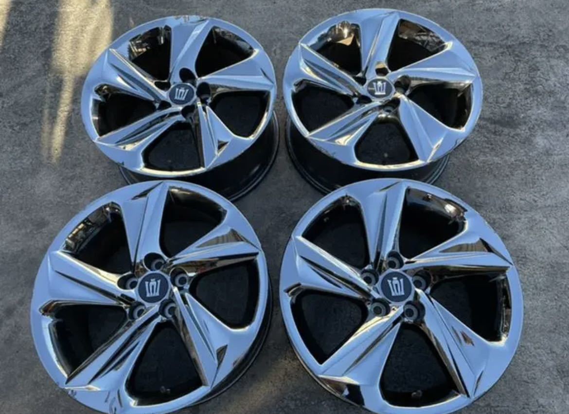 トヨタ クラウン純正 ホイール 18インチ 4本セット(5穴)｜売買された 