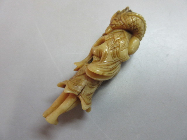 純正品 新品 人物根付け 提げ物 印籠 煙草入れ 宝物
