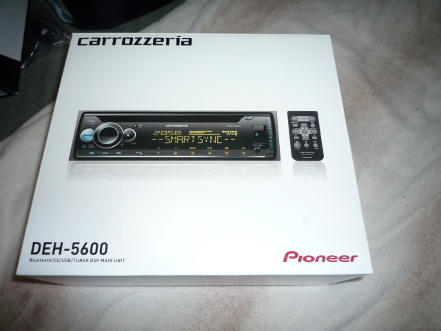 美品！DEH-P910 1DIN carrozzeria CDプレーヤー ラジオ パイオニア CD