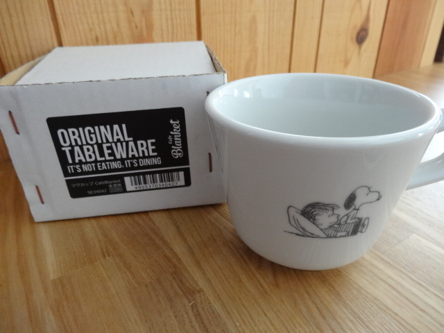 ■　カフェブランケット限定　スヌーピー　マグカップ　新品　■