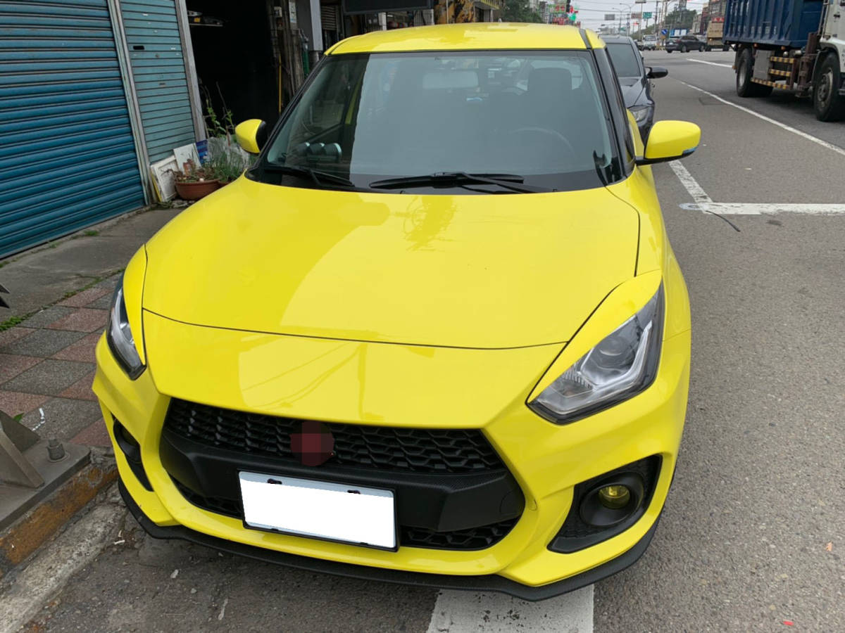 2017+ スズキ ZC33S スイフトスポーツ アイライン FRP 純正色 塗装品 カバートリム ZC13S，ZC53S，ZD53S，ZD83S，ZC83S，ZC43S ZC33S スイフトスポーツ スズキ スポーツ リヤウイング A