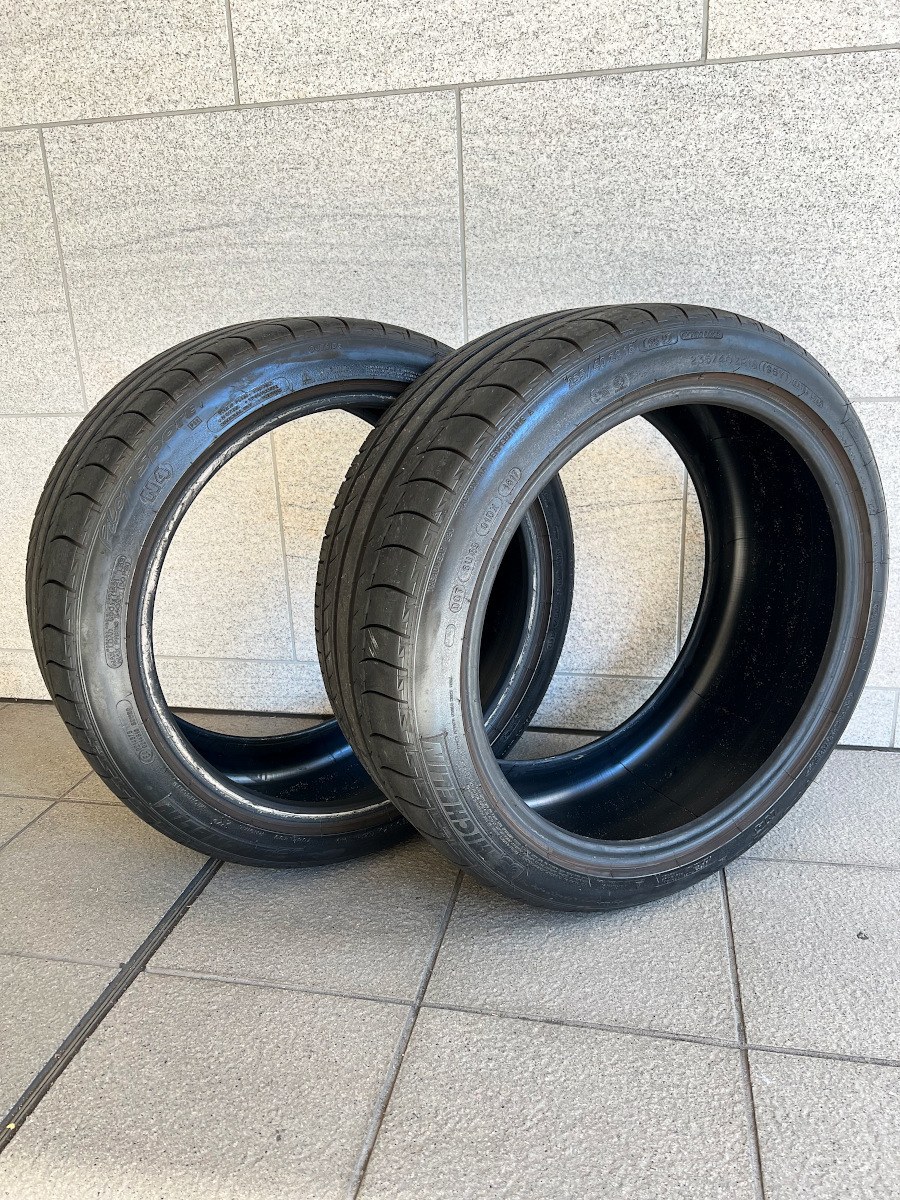 特販割40% タイヤ2本 ポルシェ認証N4 中古 バリ山 パンク無し 