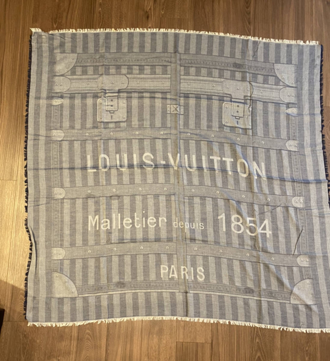ヴィトン VUITTON ルイ ヴィトン 　ストール　ほか　マフラー LOUIS VUITTON ストール モノグラムストール マフラールイヴィトンショール ブラック