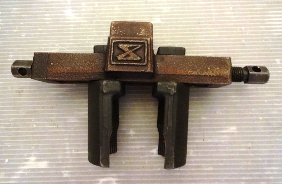 UNIVERSAL SUH-800 ホーシングナットレンチ【船橋馬込店】【店頭取引限定】【中古】管理番号：ITS0OQVSS9G8 ユニバーサル ホーシングナットレンチ SUH-800 ユニバーサル