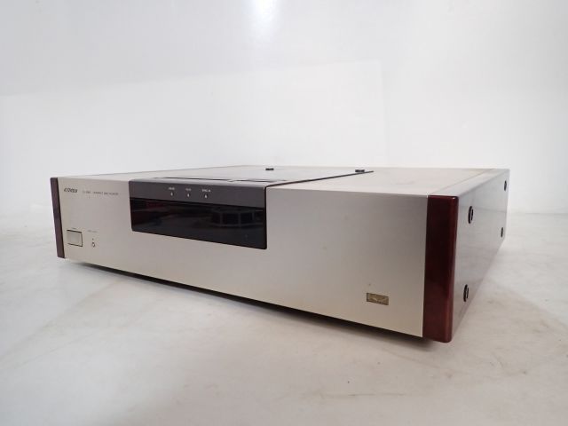 Victor ビクター CDプレーヤー XL-Z900 ジャンク ★ 63C78-3