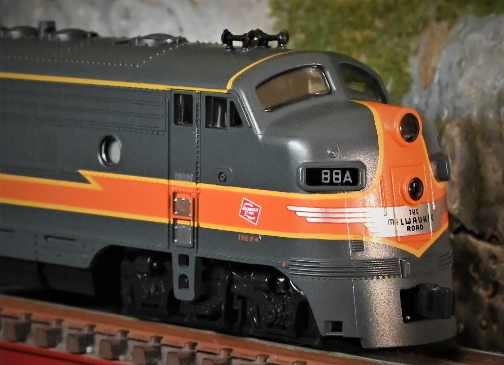2026，大得価 亜鉄社 ホビーセンターKATO品番106-0429 EMD F7A/B 2Locomotive Set Milwaukee Road Lightnig Bolt #88A 88B ディーゼル機関車2両(外国車輌)｜売買されたオークション情報、yahooの商品情報をアーカイブ公開 - オー 外国車輌