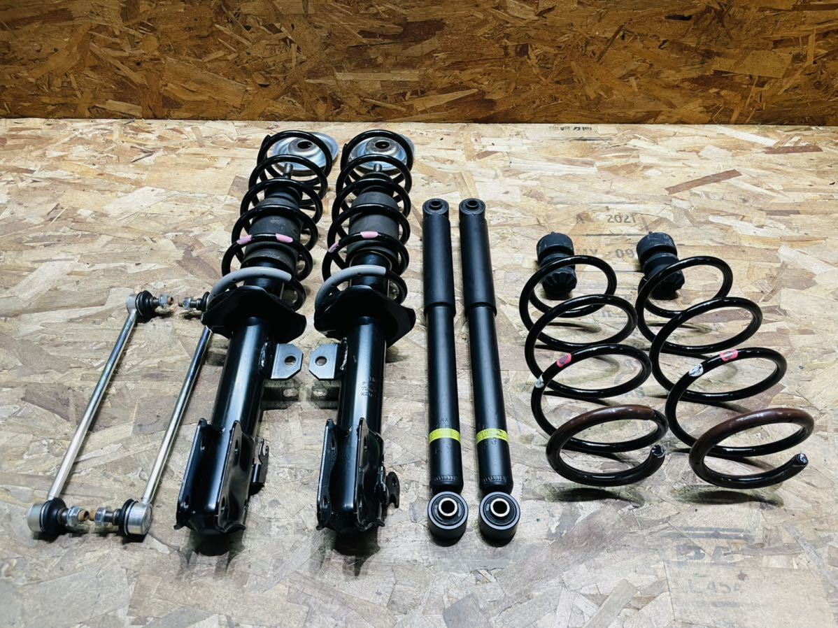 スズキ純正ハスラーMR31S フロントストラット サスペンションキット ◇新車外し品◇SUZUKI スズキ MR31 MR31S ハスラー 純正