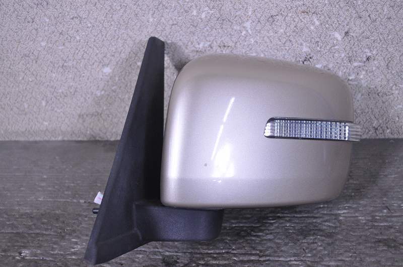 豊富な，大得価 パレット 前期 MK21S 純正 破損無 取付OK 左ドアミラー 7P 電格 ウィンカー付 ZDK 84702-82K40-ZDK K054911(ドアミラー)｜売買されたオークション情報、yahooの商品情報をアーカイブ公開 - オークファン 日産用