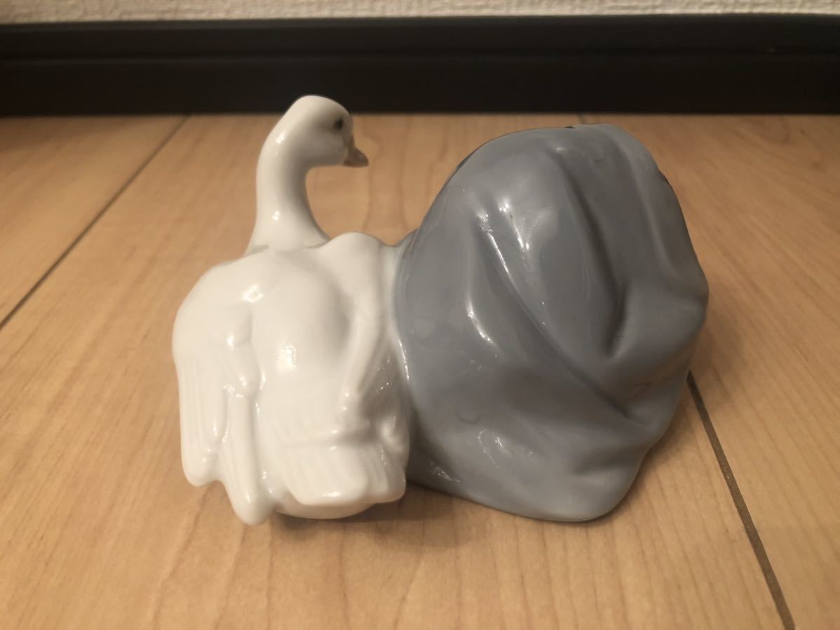リヤドロ LLADRO アヒルの親子 置物 箱付 C 8710 - メルカリ
