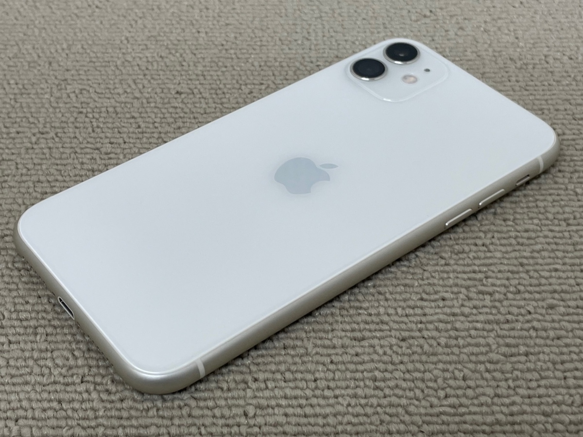 三*太様 iPhone 11 本体 ホワイト Apple iPhone 11 64gb ホワイト 美品