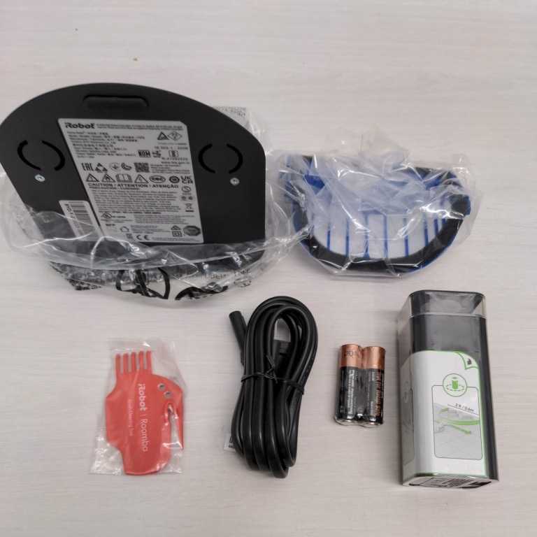 ロボット掃除機 iRobot型番 Roomba 643 ルンバ 643　未使用品　u140