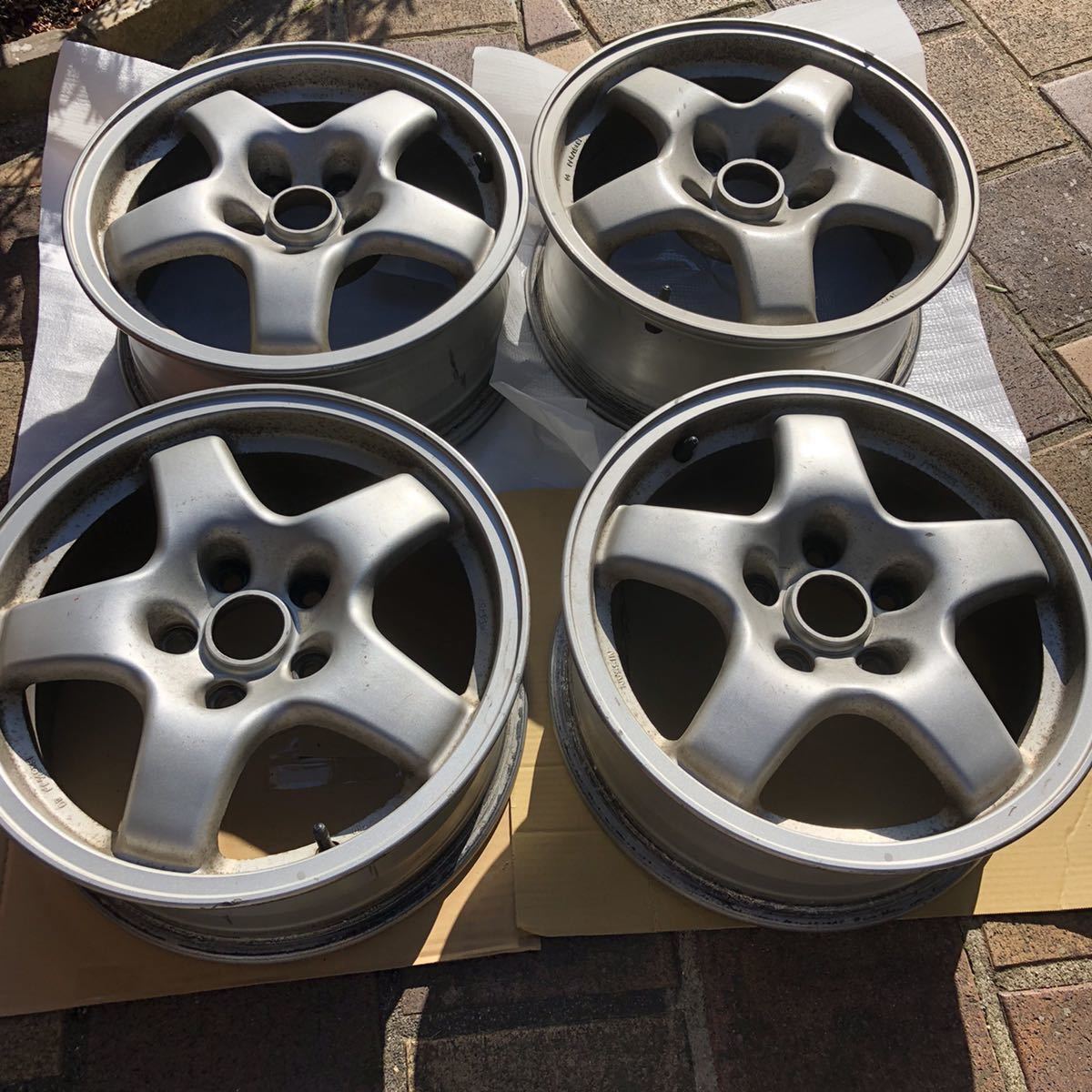 R32スカイラインGTS-t純正ホイール 【公式通販】