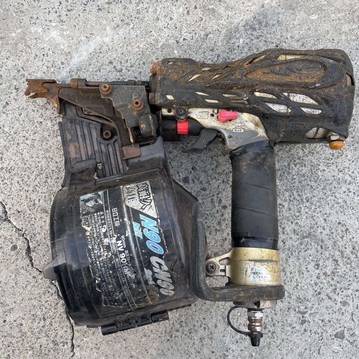 日立工機 HITACHI NV90HM 高圧ロール釘打機 中古 動作未確認 現状品 ジャンク扱い HITACHI 日立工機 NV90HM ロール釘打ち 中古品 ハイコーキ(HIKOKI