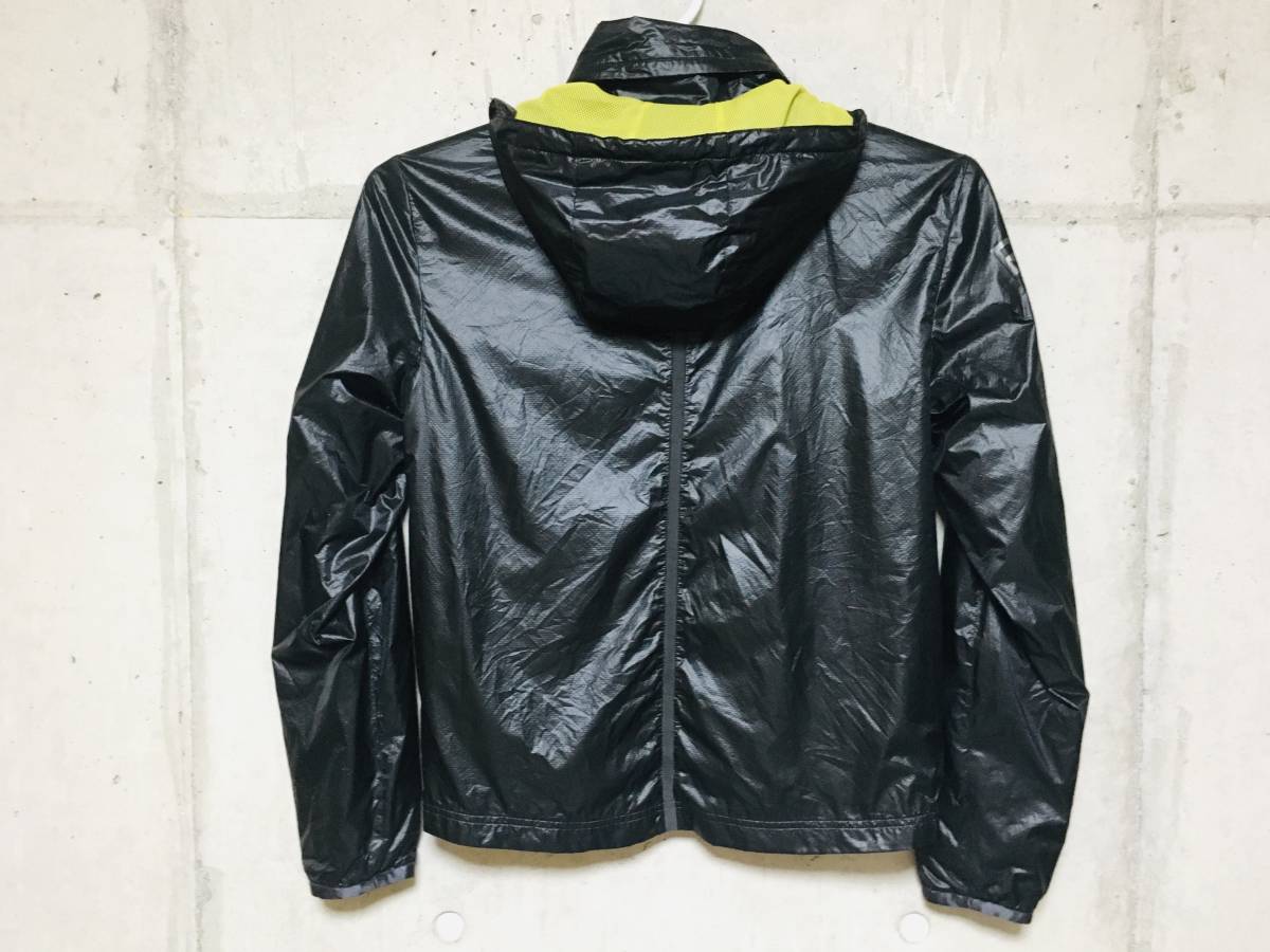 エンポリオアルマーニ　リーボック　コラボ　パーカー 美品！Reebok×EMPORIO ARMANI EA7 リーボック×エンポリオ アルマーニ