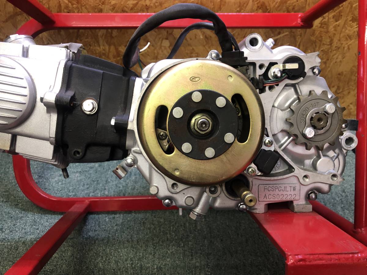 モンキー ゴリラ 125cc (小虎 GPX125シャリーに中華最強エンジン搭載