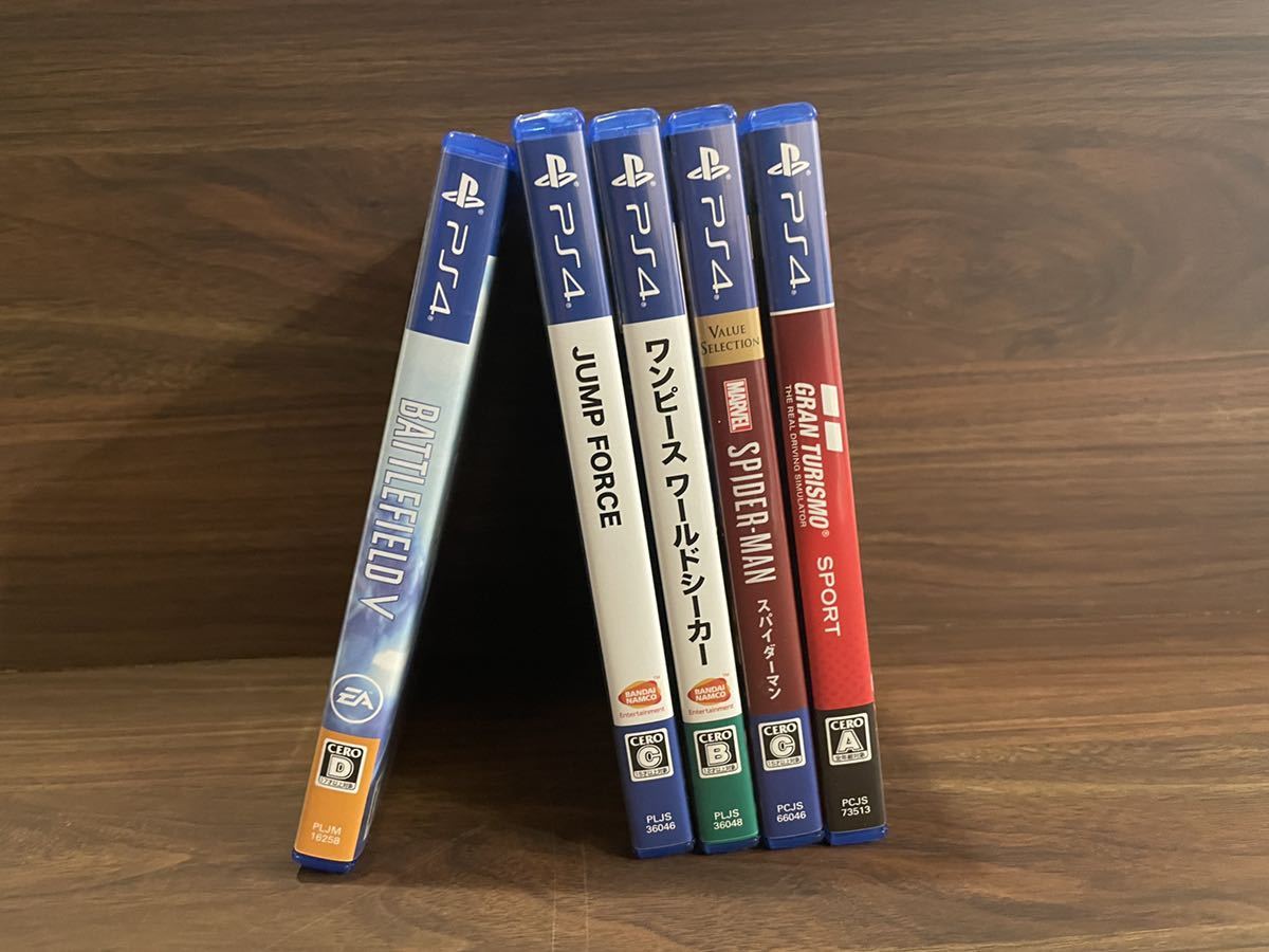 PS4 Pro 本体 CUHCUH-7200B B01 プレイステーション4 PS4 1TB 箱説明書 