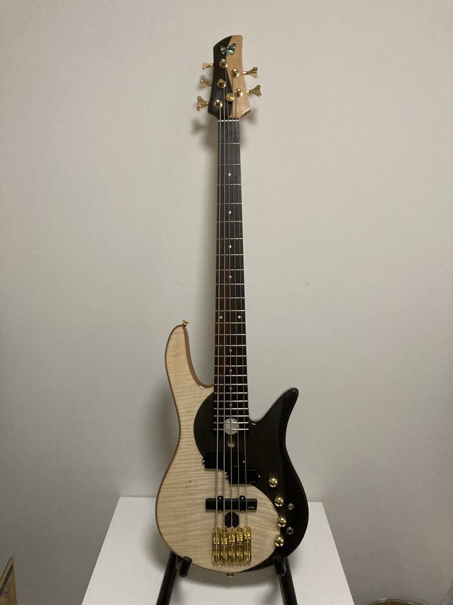 Fodera Yang Yin Bass - Standard Natural 0 Guitar 5-string 1