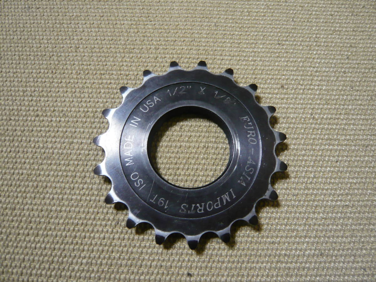 Euro-Asia Imports 固定ギア コグ 19T 1/2 x 1/8 Euro-Asia Imports 固定