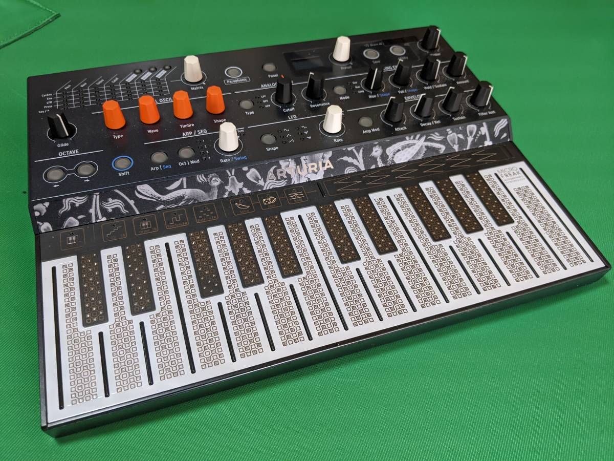 ARTURIA MicroFreak 鍵盤楽器 キーボード、シンセサイザー