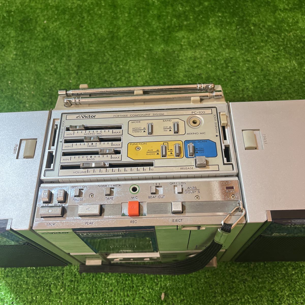 Victor【ビクター 】PC100（PCmini） ラジカセ コンポ ジャンク品 昭和