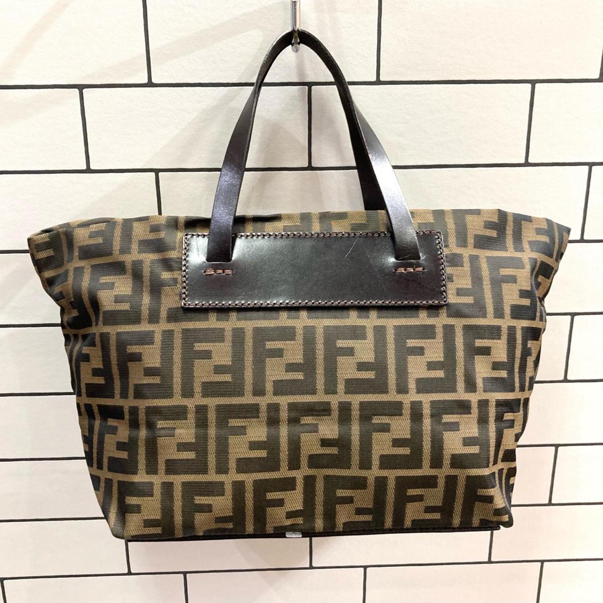 フェンディ ハンドバッグ FENDI(フェンディ) バッグFENDI ズッカ柄 
