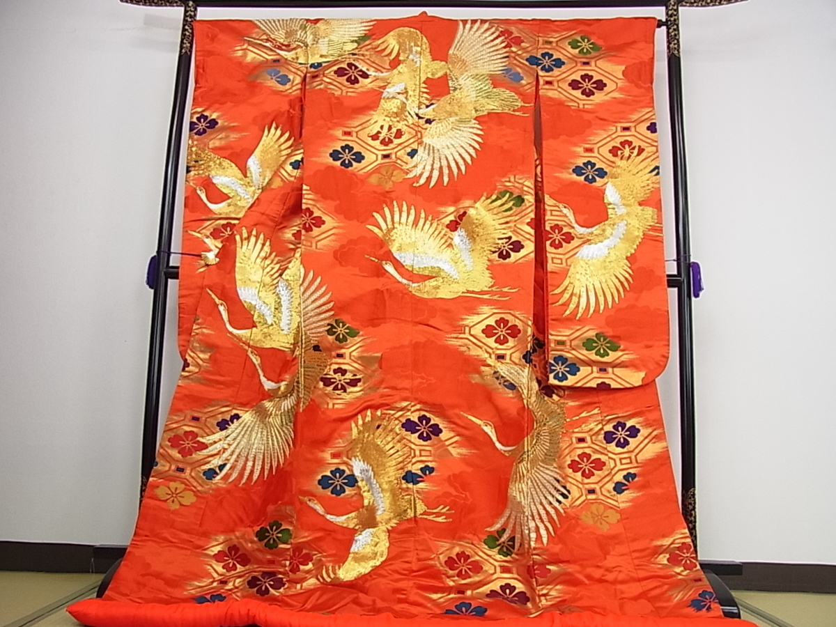 花美人着物□豪華色打掛 花嫁 婚礼 駒刺繍 蜀江花飛鶴