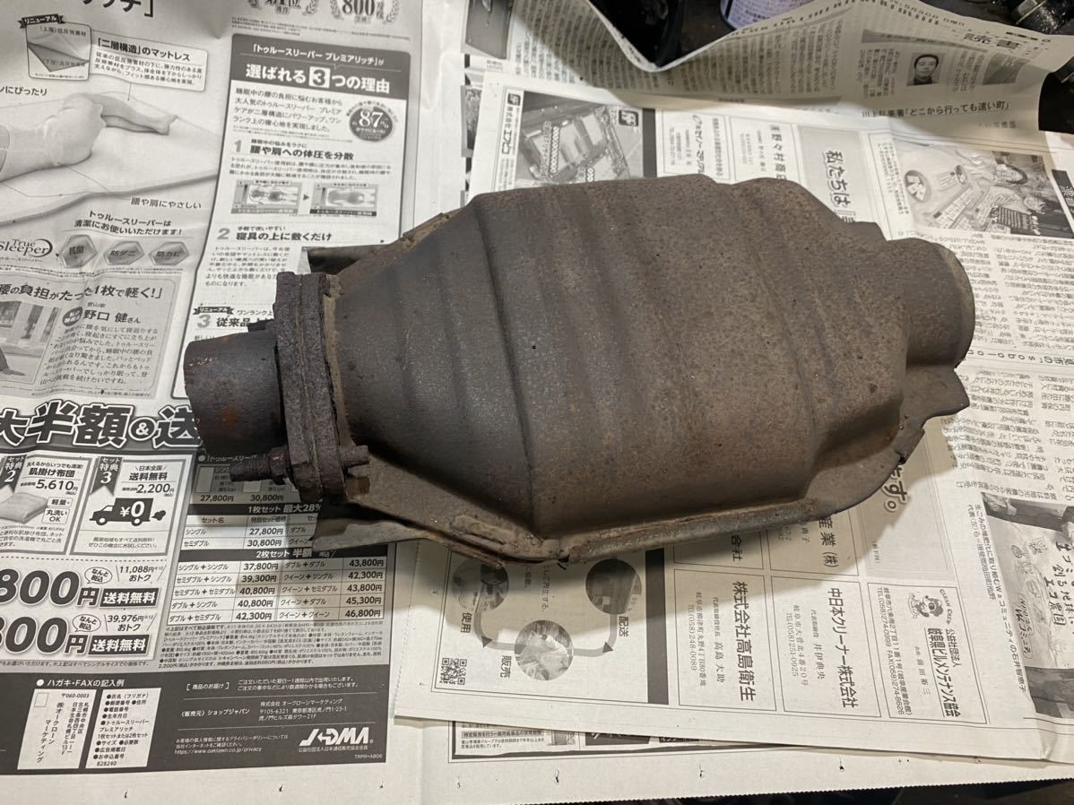 日産純正 グロリア Y34 触媒 キャタライザー 。 キャタライザー 純正