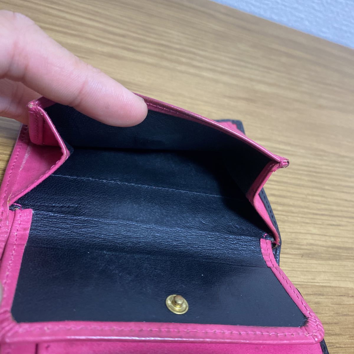 美品☆送料210円☆匿名発送】ホワイトハウスコックス 三つ折り財布 