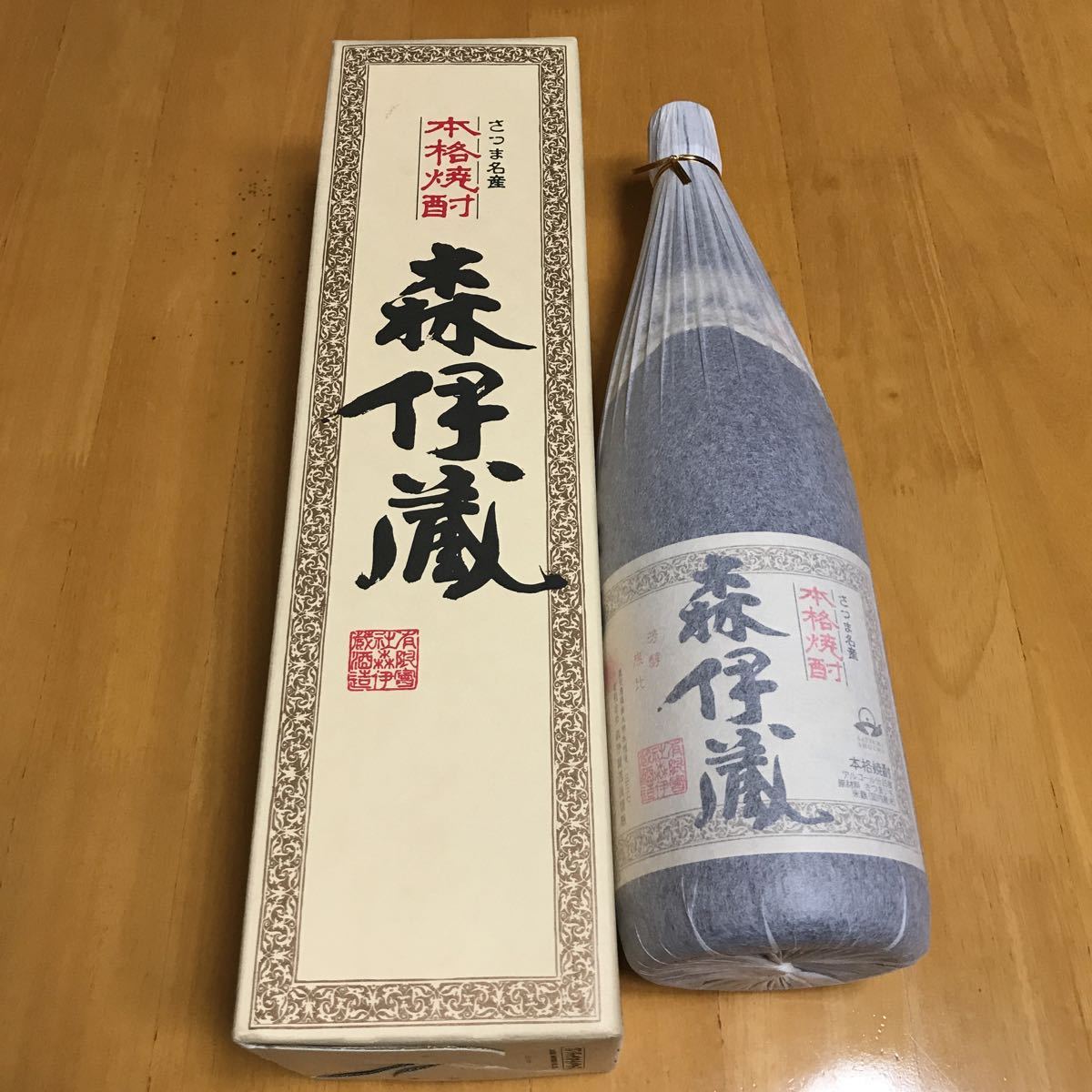 森伊蔵 1800ml 箱付き 本格焼酎 芋焼酎 焼酎 酒 森伊蔵 1800ml 桐箱