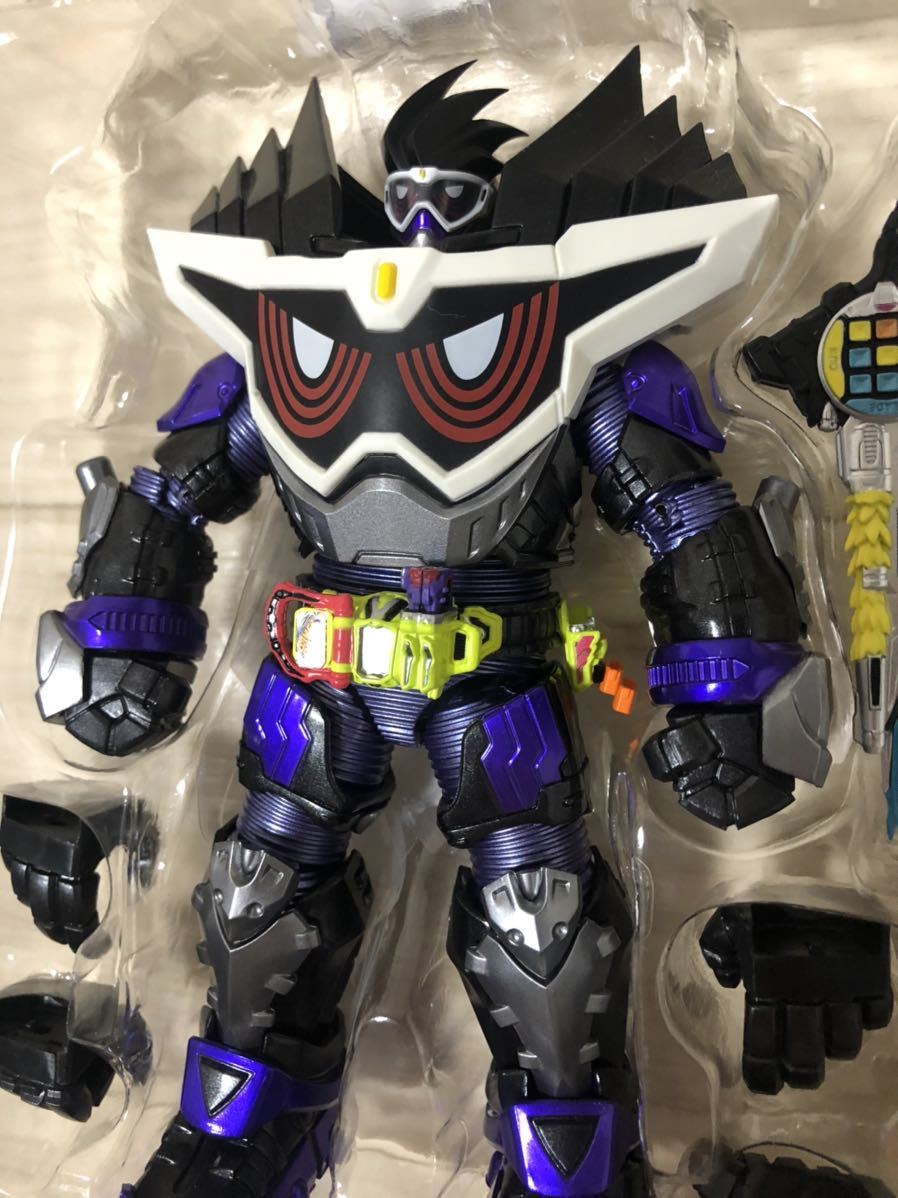 仮面ライダーゲンム フィギュアーツ ゲンム S.H.Figuarts ゴッド