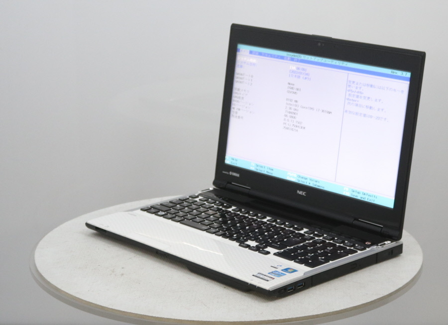 NEC PC-LL750HS3EW Lavie LL750/H Core i7-3610QM 2.30GHz 8GB 640GB
