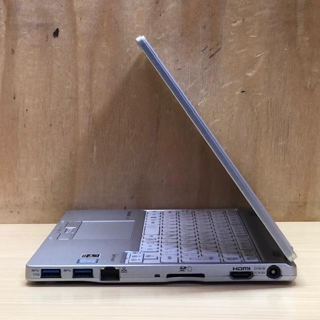 Let's Note CF-RZ5PFDVS◇Core m5-6Y57◇SSD128GB◇メモリ4GB◇LTE対応