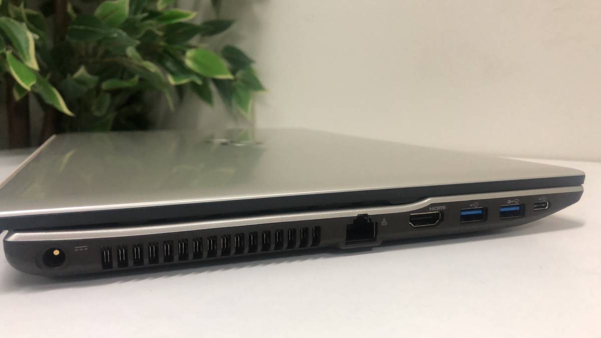 15.6インチ10世代】ノートPC 富士通 LIFEBOOK AH56/E2