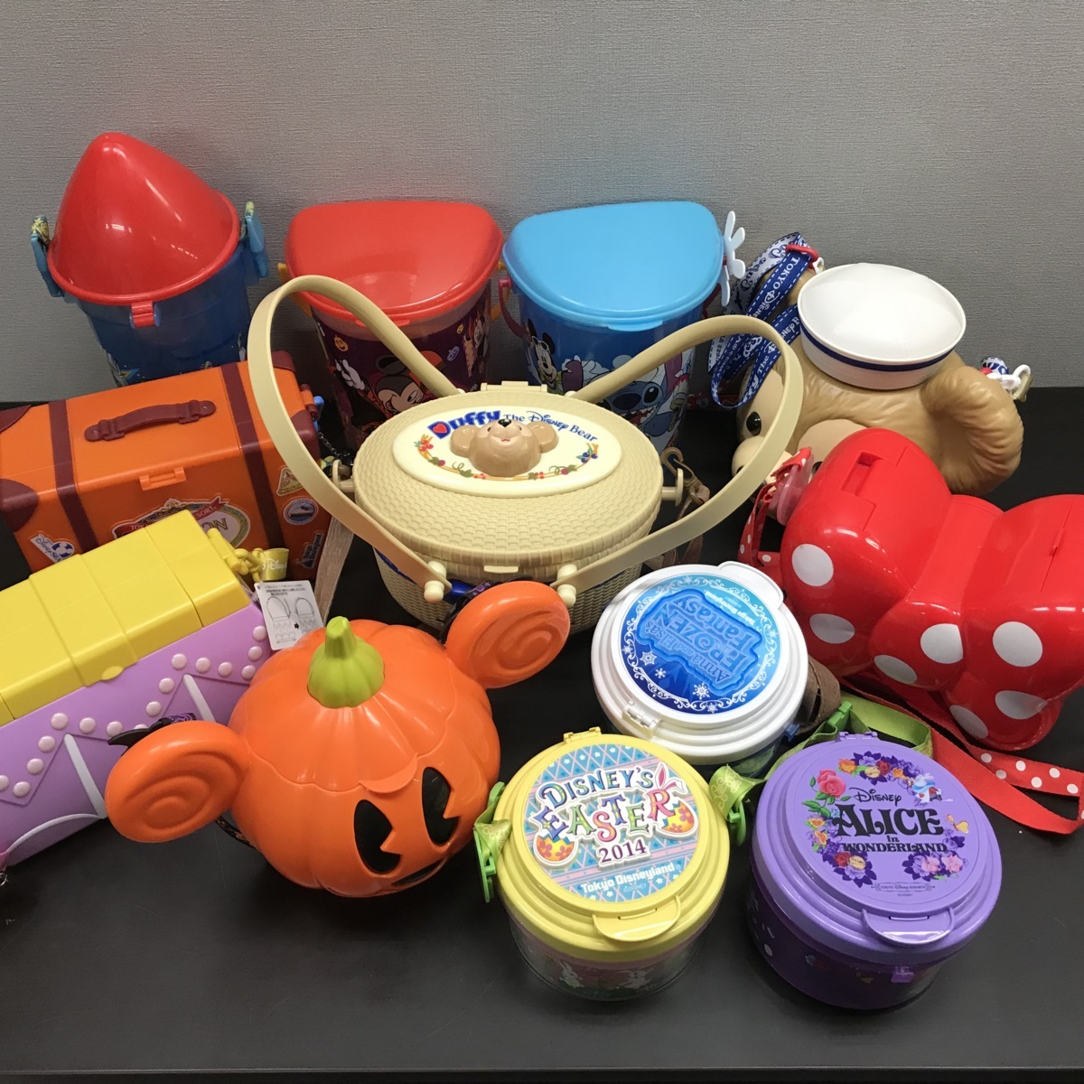 ディズニー 大量セット ポップコーンバケット 12点 ダッフィー ハロウィン バケーションパッケージほか 7y144 大型 ディズニー 売買されたオークション情報 Yahooの商品情報をアーカイブ公開 オークファン Aucfan Com