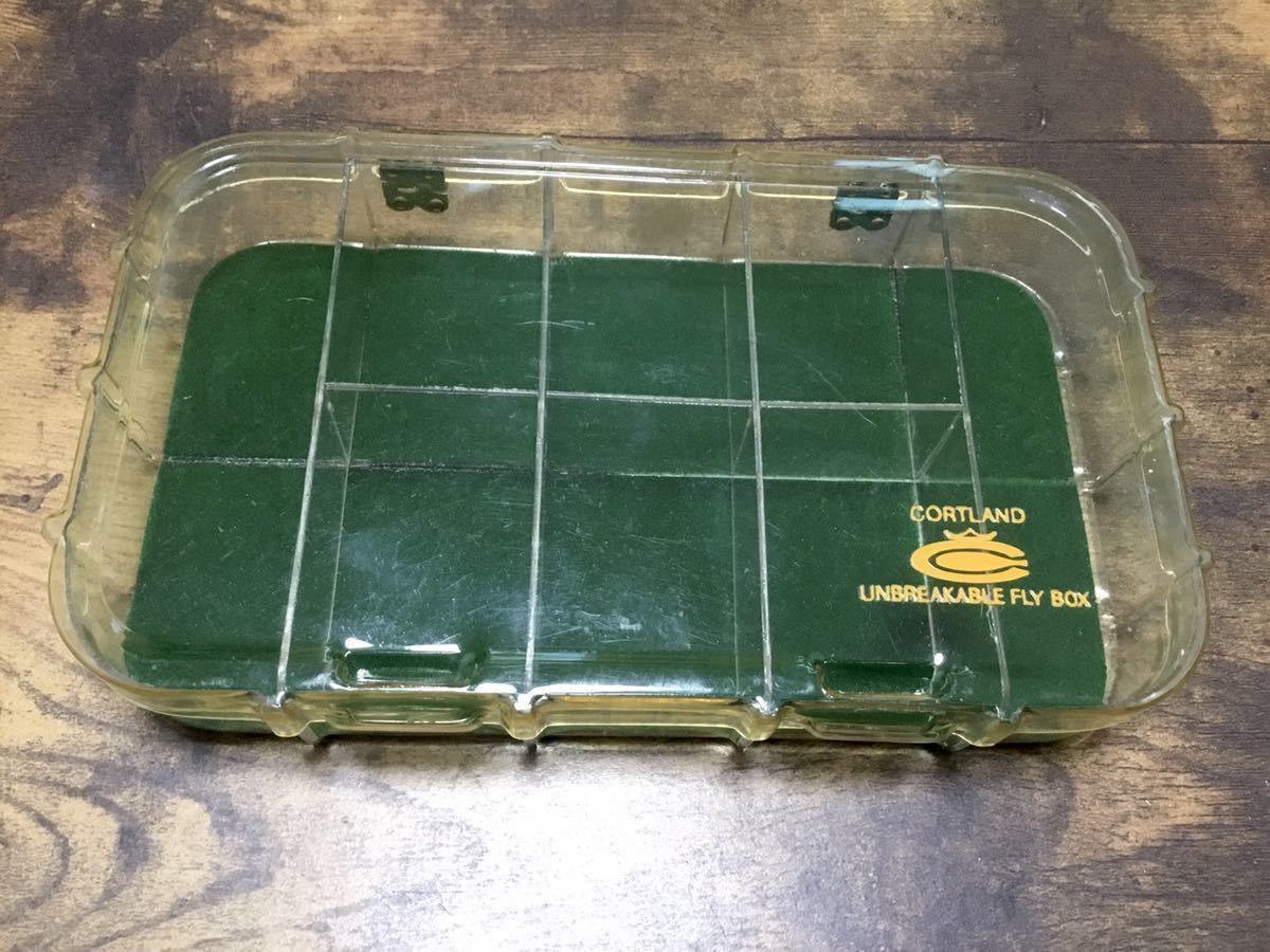 Old Cortland Unbreakable Fly Box オールド コートランド アンブレイカブル フライ ボックス パーリン ハーディー エリア トラウト アクセサリー 売買されたオークション情報 Yahooの商品情報をアーカイブ公開 オークファン Aucfan Com