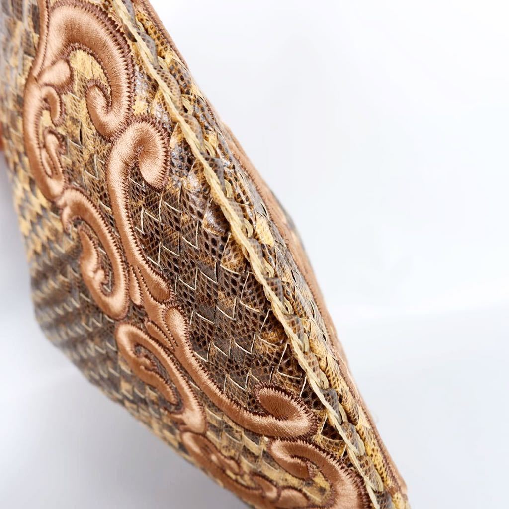 極美品！ ボッテガヴェネタセカンドバッグクラッチバッグイントレ