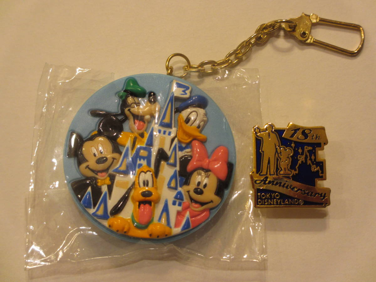 東京ディズニーランド配布物 １９周年キーホルダー １８周年ピンバッジ シンデレラ城 パートナーズ像 ミッキー ウォルト ミニー ドナルド その他 売買されたオークション情報 Yahooの商品情報をアーカイブ公開 オークファン Aucfan Com