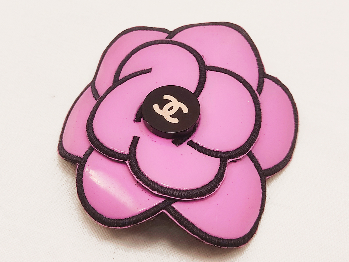 ☆1円スタート CHANEL シャネル カメリア コサージュ パテント  