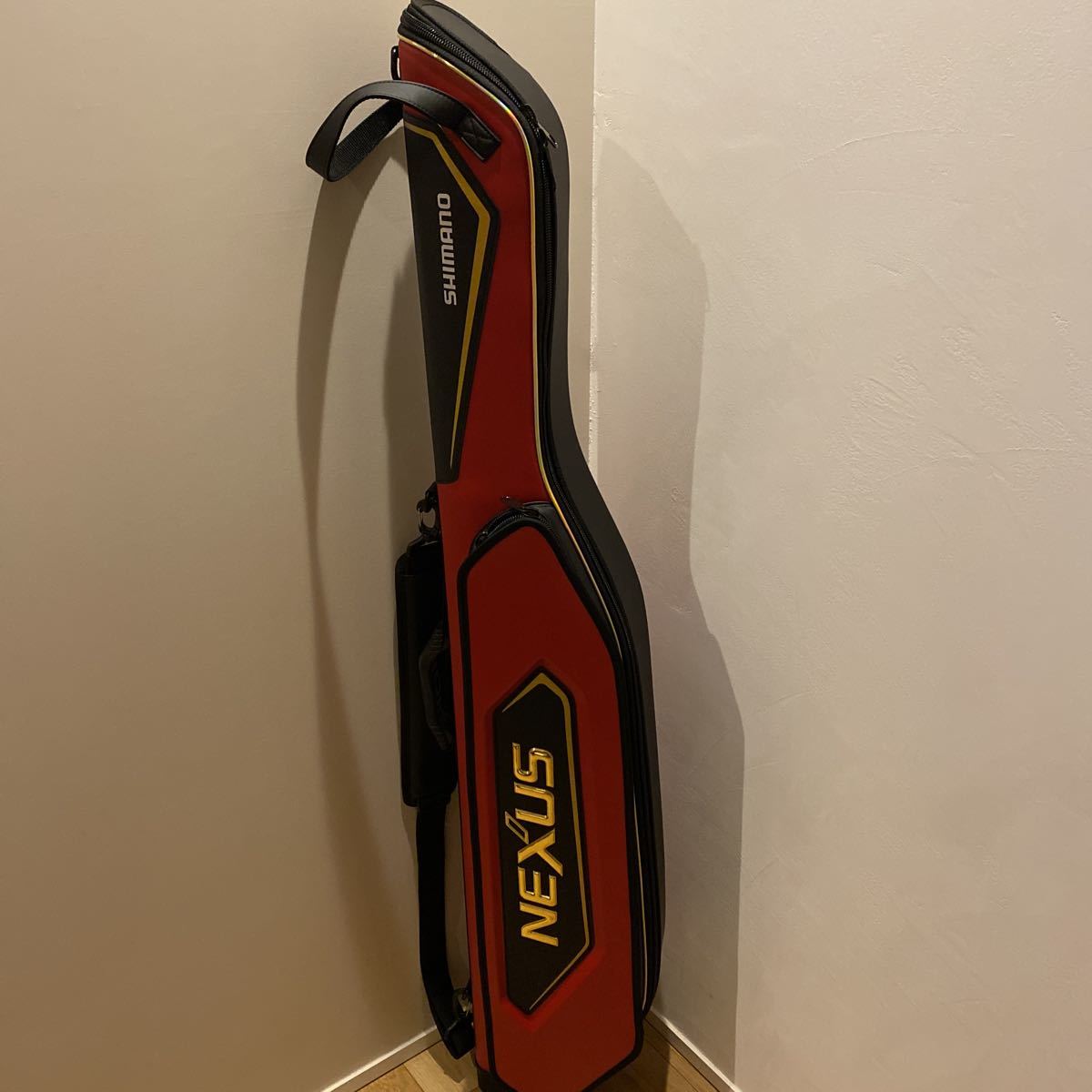 新品 未使用 シマノ ロッドケース ネクサス BR-131U 赤 135 
