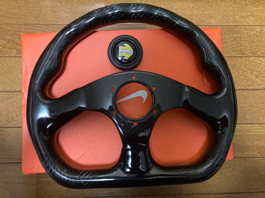 ドライカーボンステアリング Dシェイプ 330mm 軽量 高強度 momoピッチ 