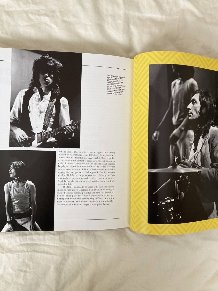 ROLLING Rolling STONES - UK洋書ハードカバー Hamlyn社発行 メルカリ