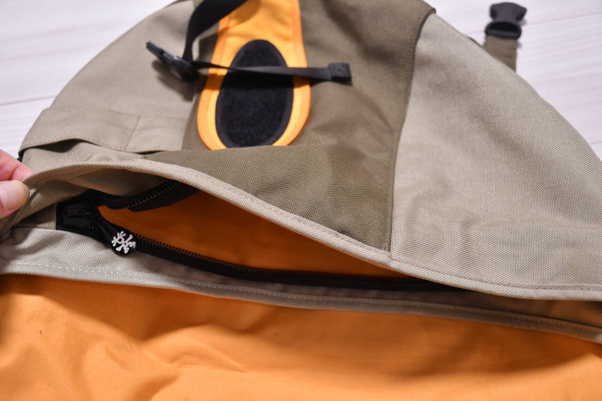 中古美品】TIMBUK2 メッセンジャーバッグ CRUMPLER the soupan salad