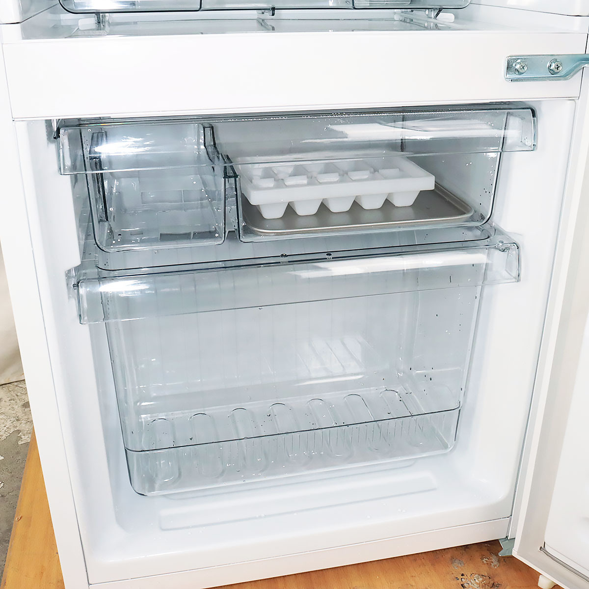 美品】冷蔵庫 2ドア 2019年製 霜取り付き 保証付