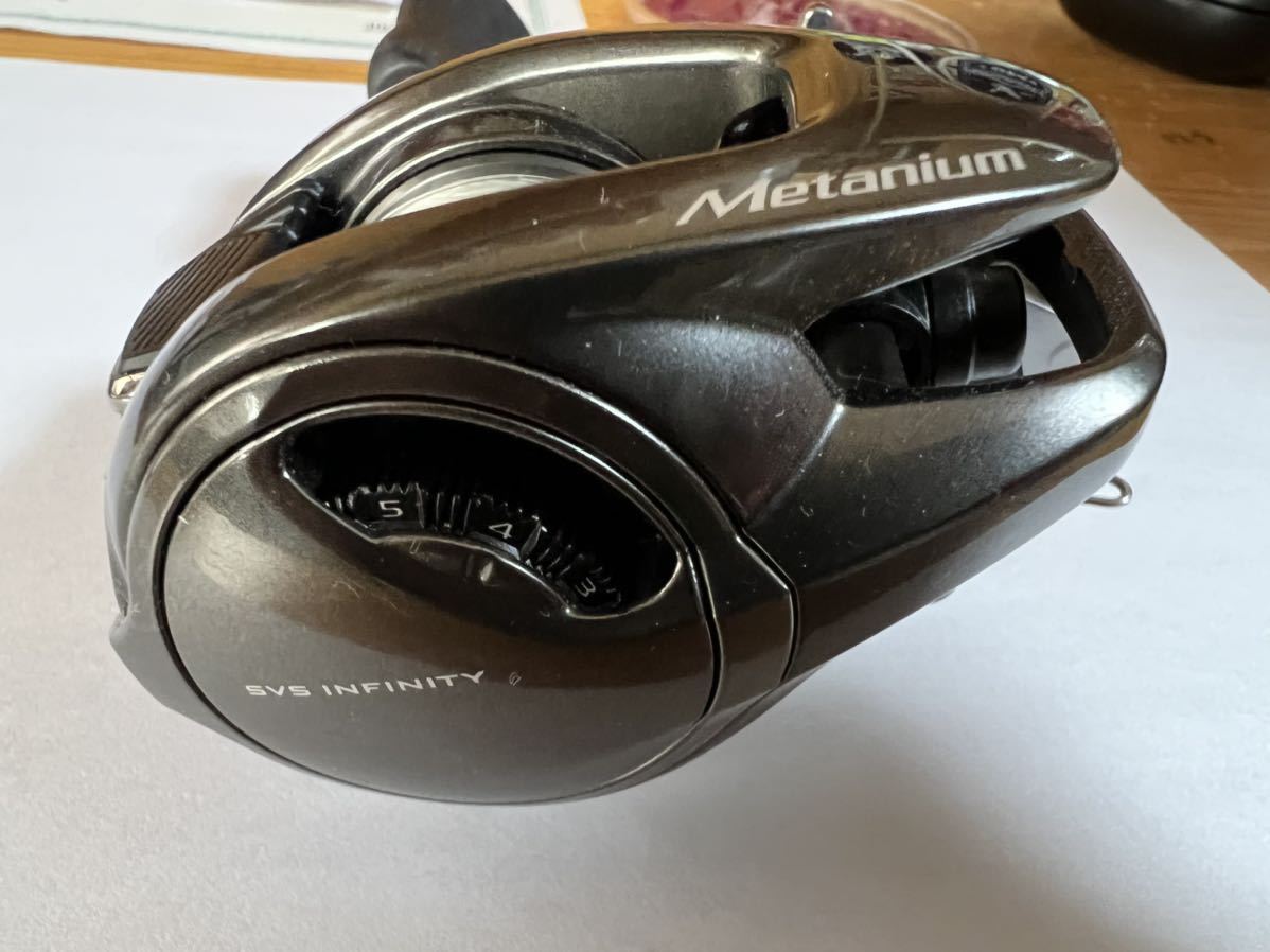 超美品 シマノ SHIMANO 20メタニウムHG LEFTハンドル フロロ12lb付属