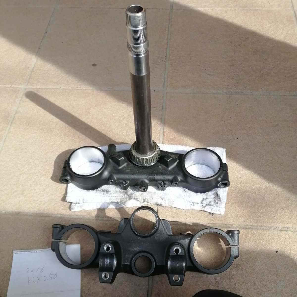 Kawasaki Rear KLX250 Sliders Axle KLX300 ⁄ Bridge 46012-1177 09-14