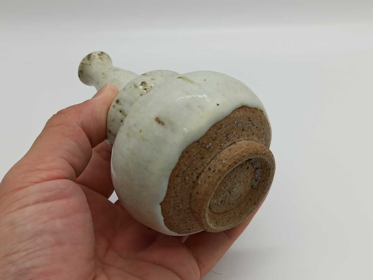 宋胡録（スンコロク） 入蘆花（ロカニイル） 小壺（中世：12–16世紀