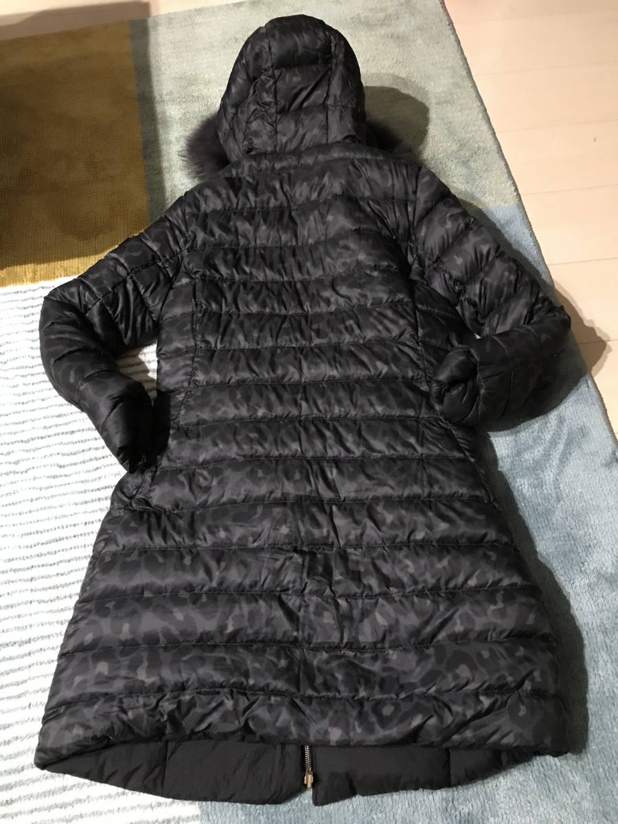 【未使用】TATRAS / MALE リバーシブルダウンポンチョタトラス TATRAS / MALE リバーシブルダウンポンチョ（ダウンジャケット/コート