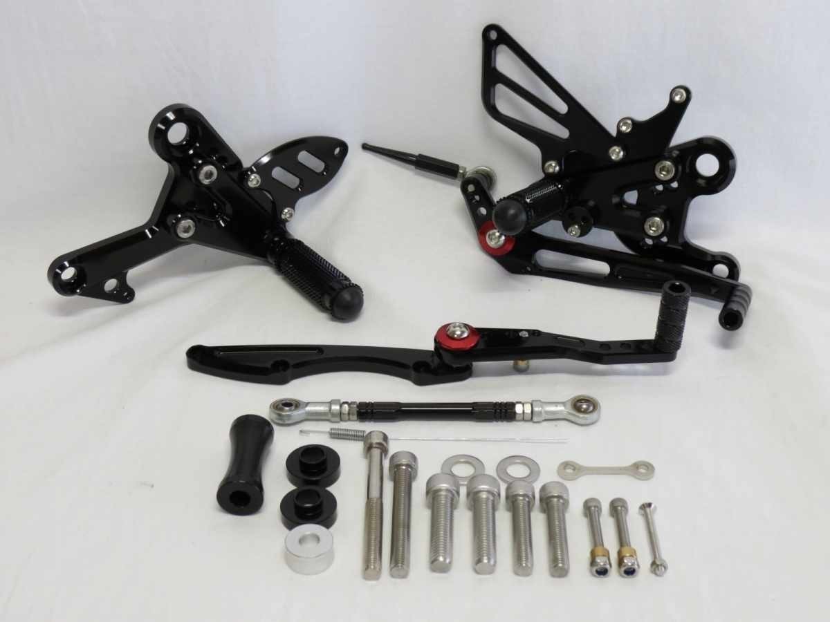  KTM 790 Duke 2018- CNC 調整式 バックステップ 黒 Bタイプ bs-kt790-c(その他)｜売買されたオークション情報、yahooの商品情報をアーカイブ公開 - オークファン その他