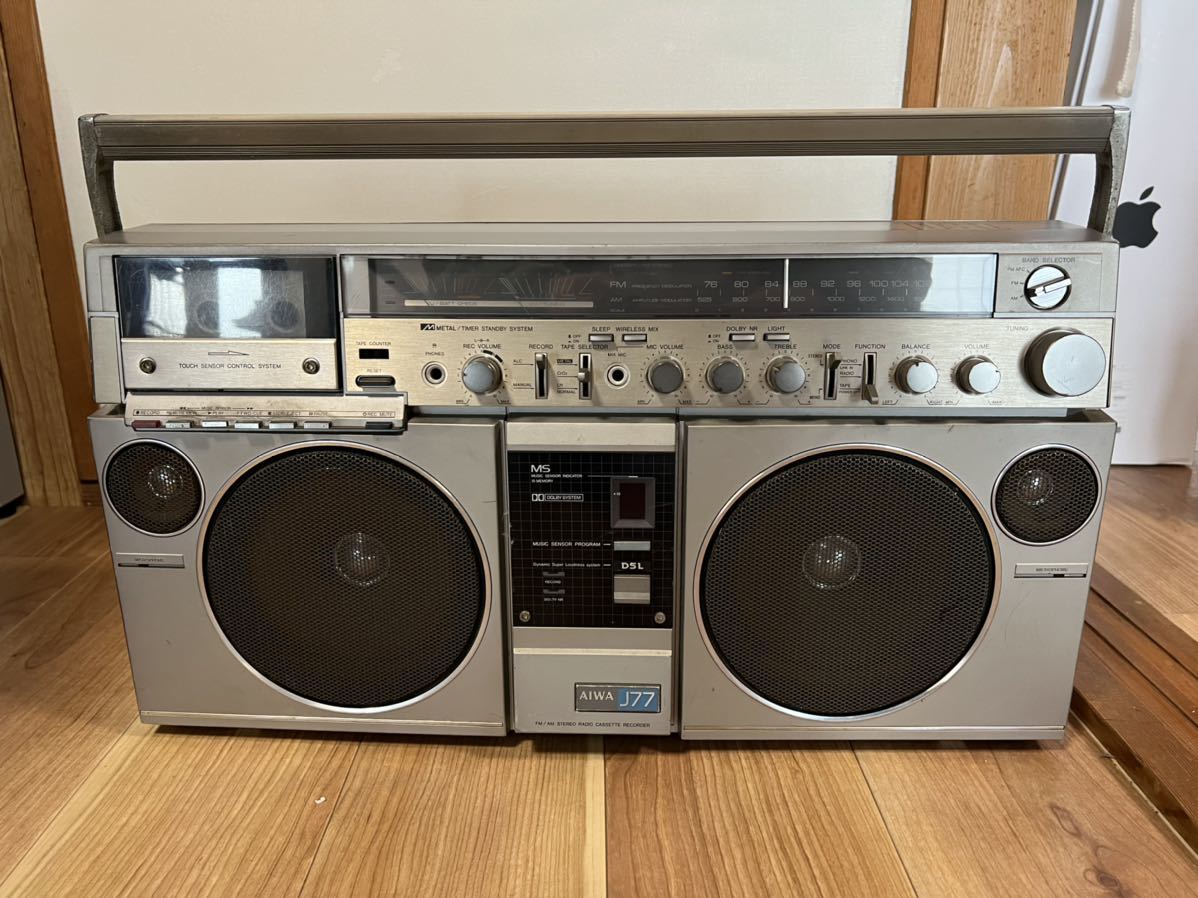 L005 AIWA アイワ ラジオカセットレコーダー 昭和レトロ ラジカセ FM